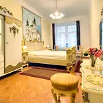 Hotel Taurus