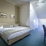 Taurus Hotel