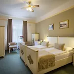 Hotel Taurus