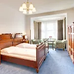 Taurus 4* Prag