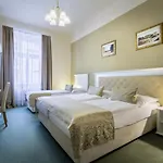 Taurus Hotel 4*