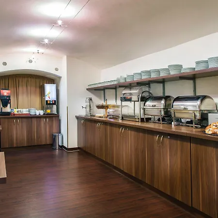 Taurus Hotel 4*