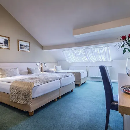 Taurus 4* Prag