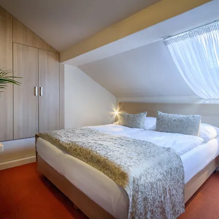 Hotel Taurus