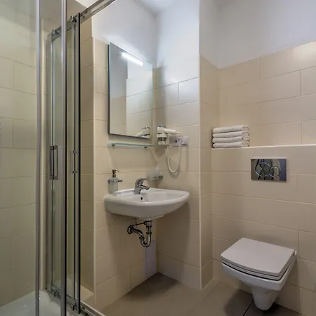 Taurus 4* Prag