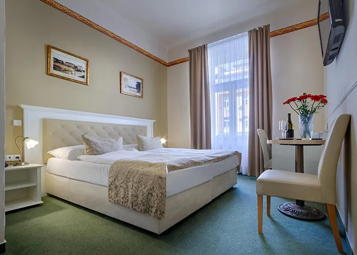 金牛座酒店 酒店 4*