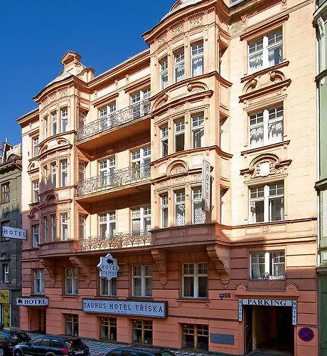 金牛座酒店 4* 布拉格