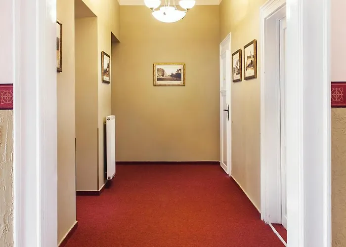 金牛座酒店 布拉格