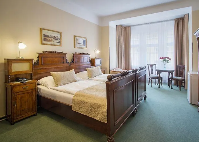 酒店 金牛座酒店 4*