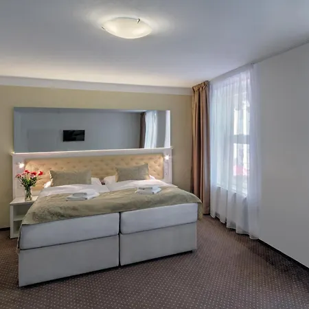 타우루스 호텔 4*